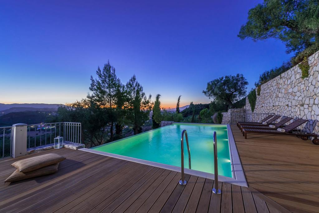 Villa Oliva, In A Serene Location & Private Pool, By Zantewize Akrotiri  Ngoại thất bức ảnh