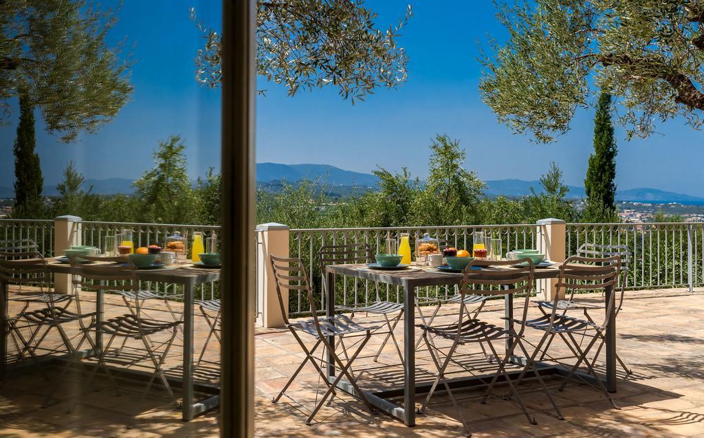 Villa Oliva, In A Serene Location & Private Pool, By Zantewize Akrotiri  Ngoại thất bức ảnh
