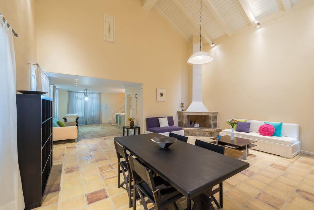 Villa Oliva, In A Serene Location & Private Pool, By Zantewize Akrotiri  Ngoại thất bức ảnh
