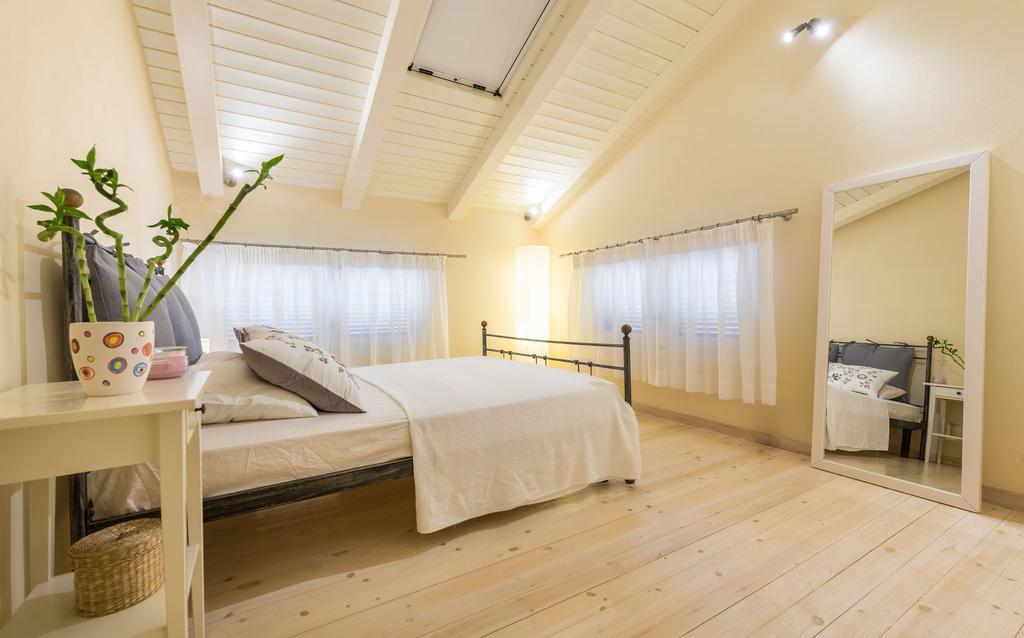 Villa Oliva, In A Serene Location & Private Pool, By Zantewize Akrotiri  Ngoại thất bức ảnh