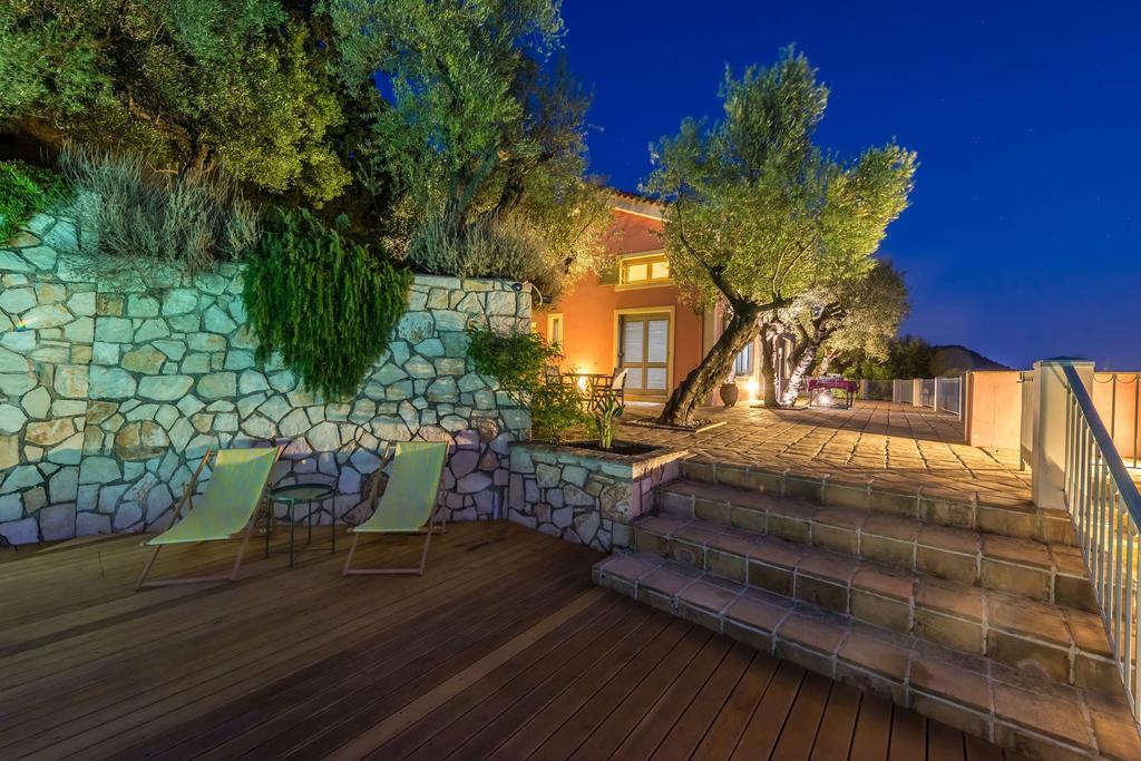 Villa Oliva, In A Serene Location & Private Pool, By Zantewize Akrotiri  Ngoại thất bức ảnh